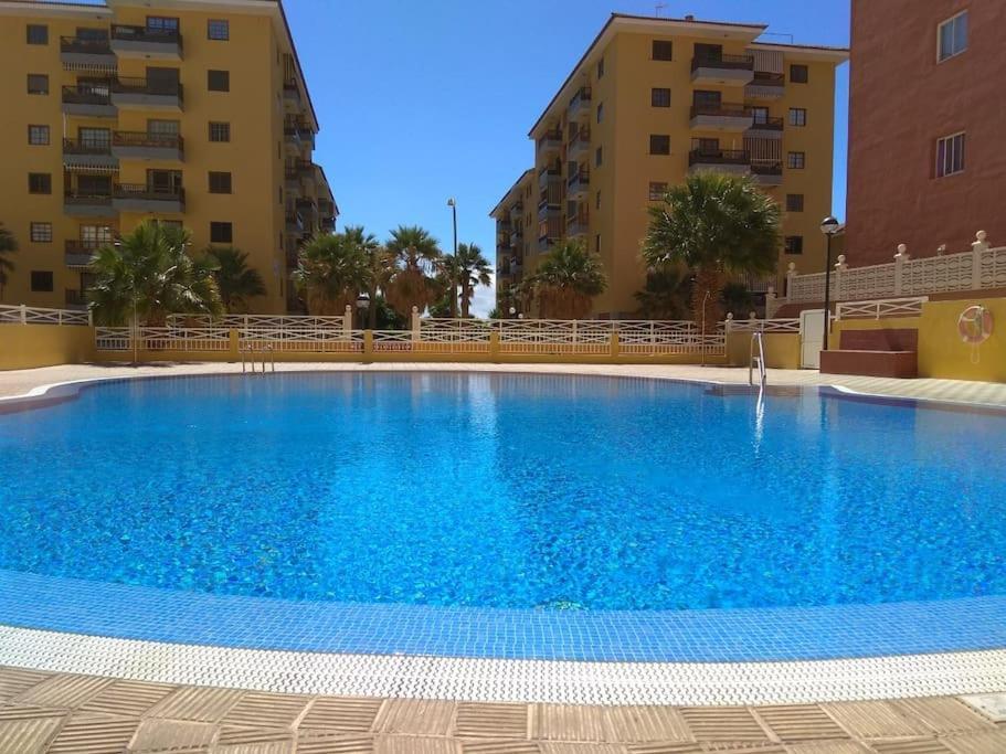 Apartamento Con Vistas Al Mar, Piscina Y Wifi كانديلاريا المظهر الخارجي الصورة